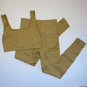 Set Active Sculptflex box bra M  + leggings S in Cider